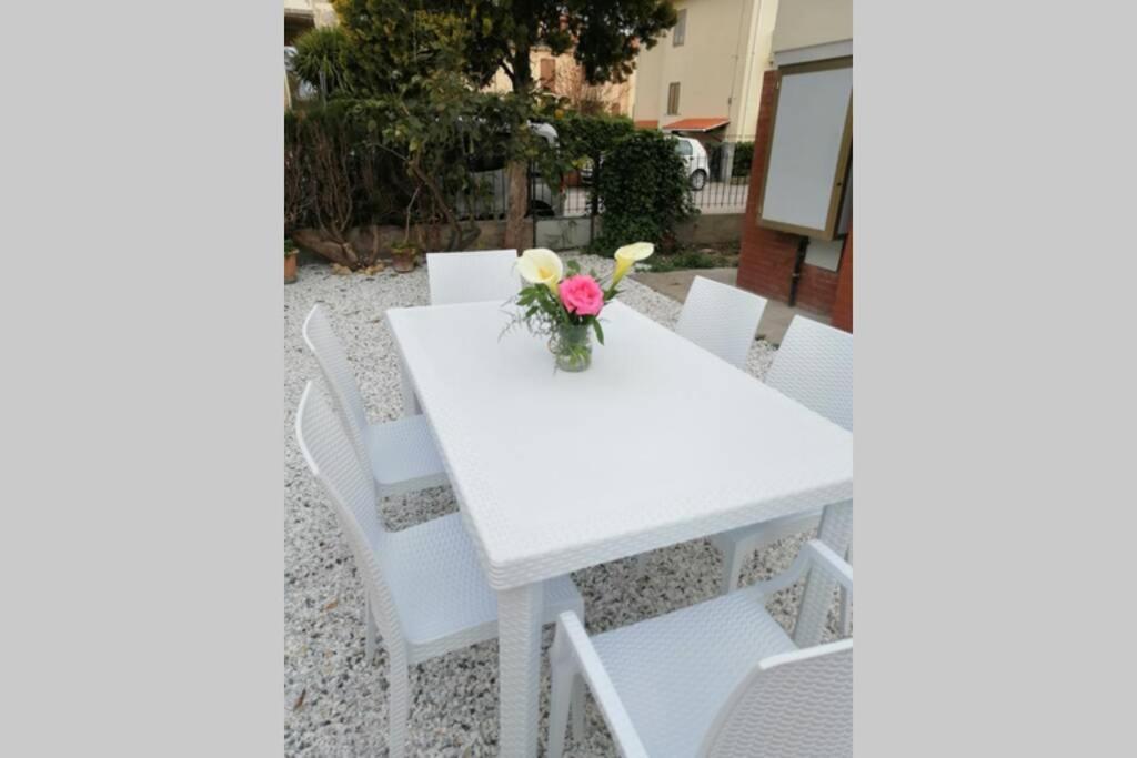 La Villetta Di Zio Claudio A Vada - 6 Posti Letto Luaran gambar